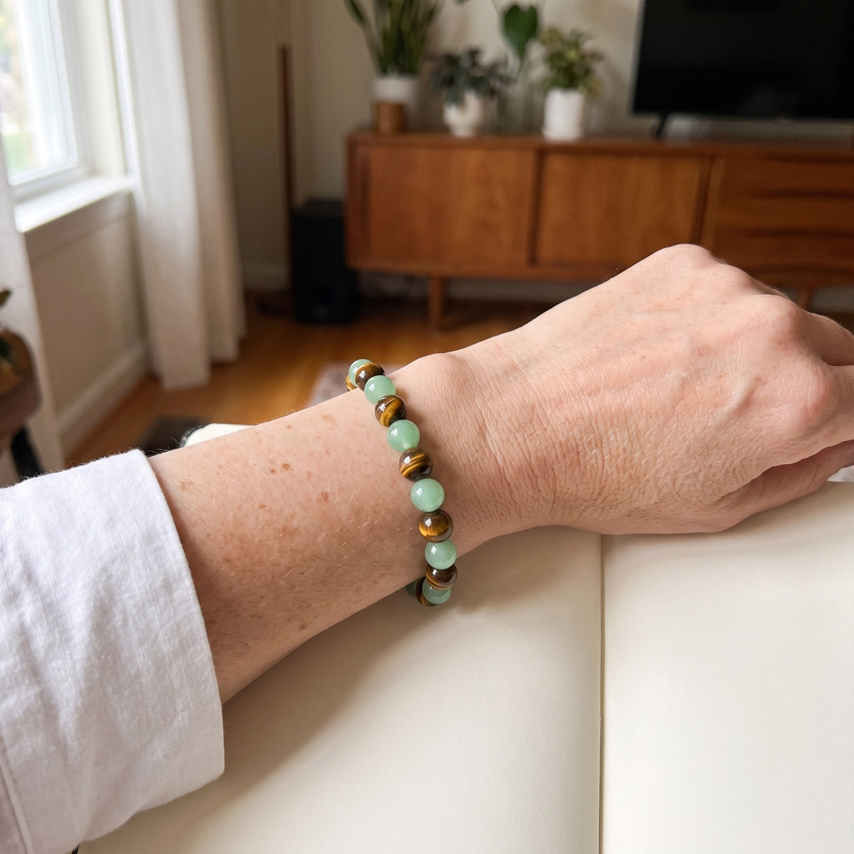 Aurelia bracelet — 03 home